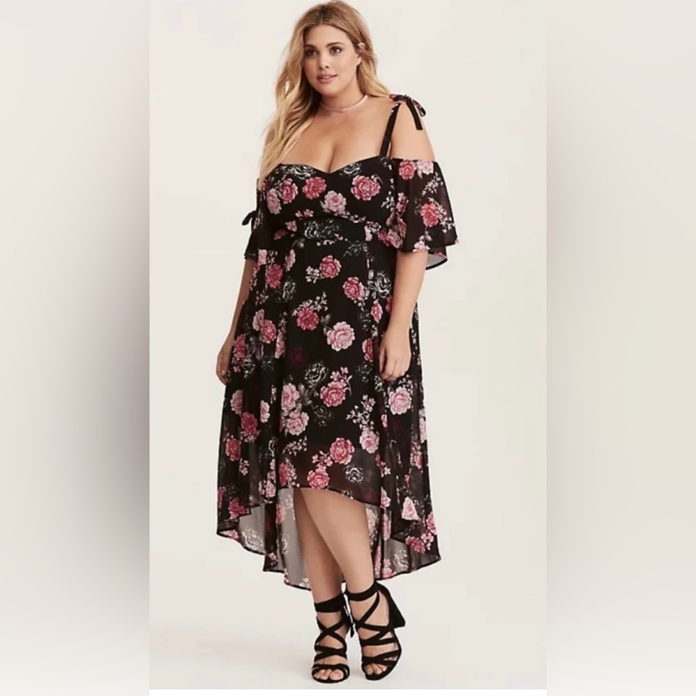 Torrid cold shoulder dress size 0